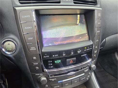 Used 2010 Lexus IS 350C image 19
