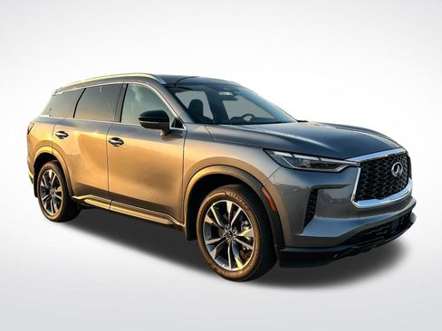 Certified 2024 INFINITI QX60 Luxe FWD image 3