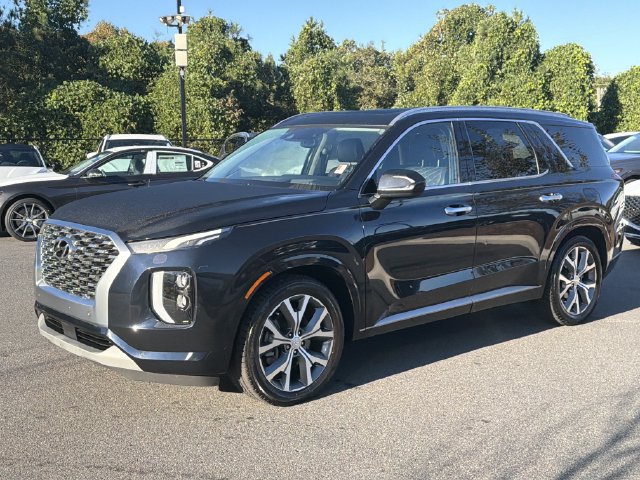 Used 2021 Hyundai Palisade Limited FWD image 3
