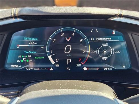 Used 2024 Chevrolet Corvette Stingray Preferred Cpe w/ Z51 Performance Package RWD image 14