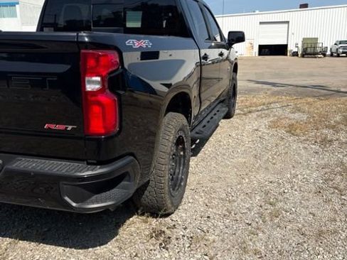 Used 2020 Chevrolet Silverado 1500 RST w/ Texas Edition AWD/4WD image 4