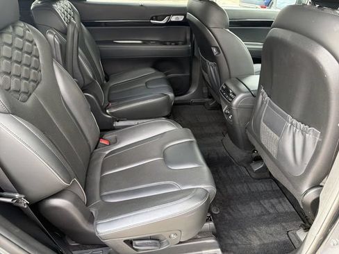 Used 2021 Hyundai Palisade Limited FWD image 15