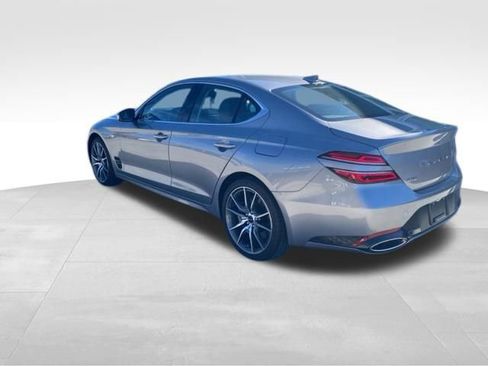 Used 2026 Genesis G70 2.5T image 3