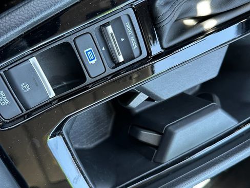 Used 2025 Honda Accord EX-L image 33