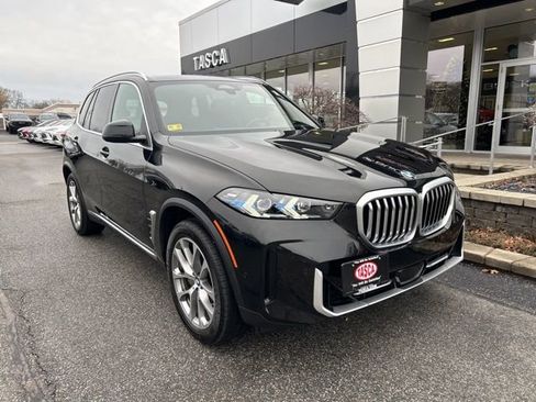 Used 2025 BMW X5 xDrive40i w/ Premium Package image 1