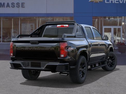 New 2026 Chevrolet Colorado Z71 w/ Midnight Edition AWD/4WD image 4