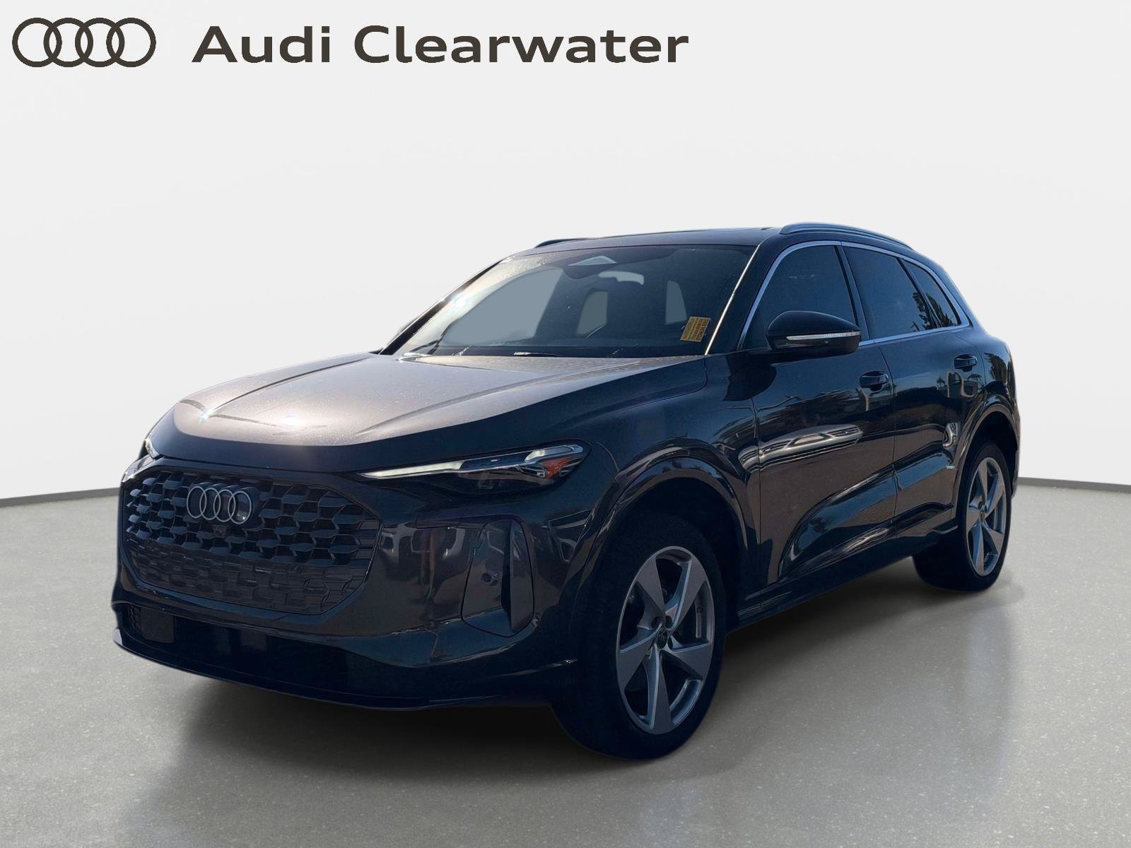 Used 2025 Audi Q5 Premium Plus w/ Premium Plus AWD/4WD image 1
