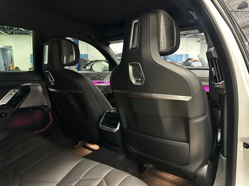 Used 2024 BMW 760i xDrive 760i xDrive Sedan 4D w/ Premium Package image 20