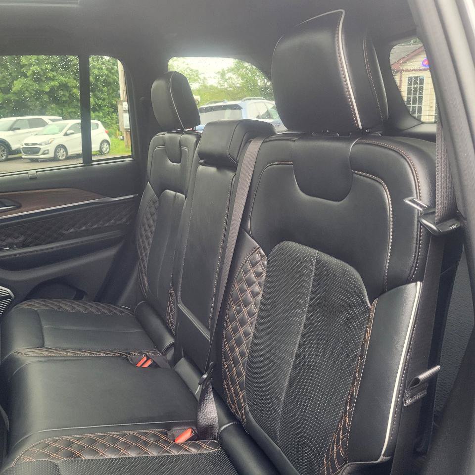 Used 2022 Jeep Grand Cherokee Summit w/ Adv Protech Group IV AWD/4WD image 40