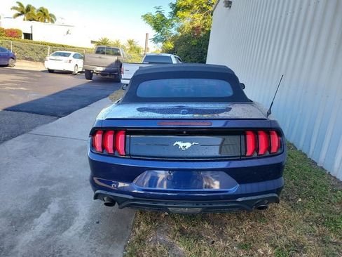 Used 2020 Ford Mustang Convertible w/ Equipment Group 101A image 5