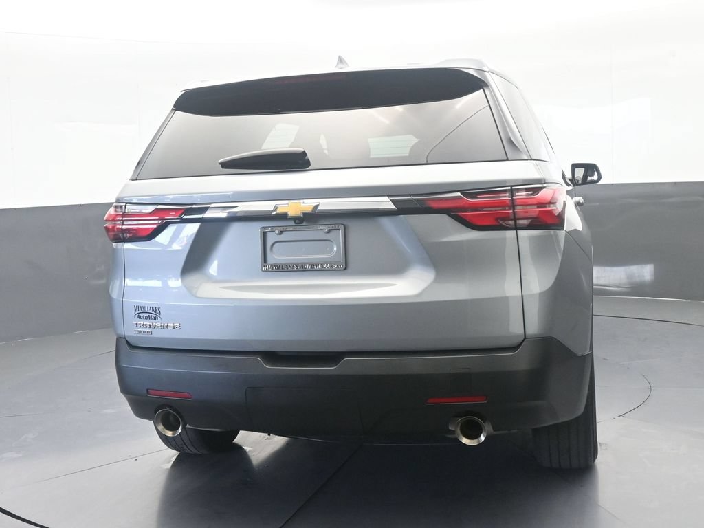 Used 2024 Chevrolet Traverse LS FWD image 5