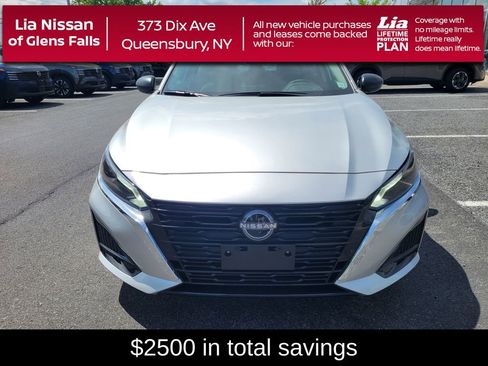 New 2025 Nissan Altima 2.5 SV image 8