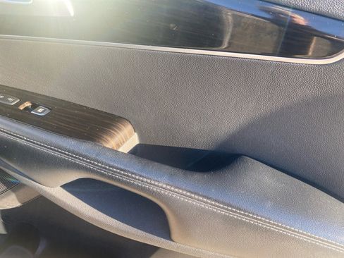 Used 2020 Kia Sorento EX image 35