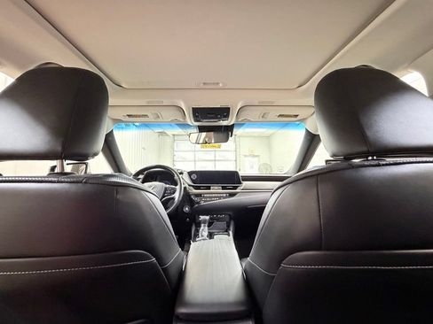 Used 2019 Lexus ES 350 w/ Accessory Package 2 FWD image 24