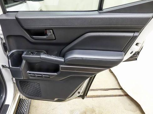 Certified 2025 Toyota 4Runner SR5 image 26