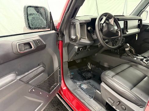 New 2025 Ford Bronco Badlands w/ Sasquatch Package image 28