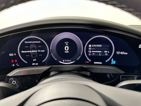 Certified 2025 Porsche Taycan image 10