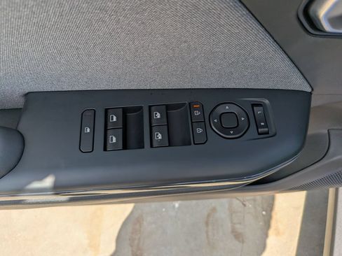 Certified 2025 Kia K4 EX FWD image 19