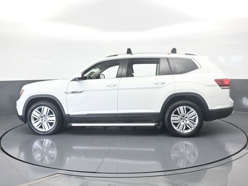 Used 2018 Volkswagen Atlas SEL Premium image 3