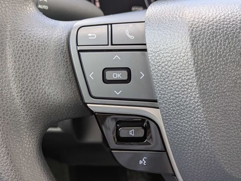 Used 2025 Toyota Camry LE FWD image 27