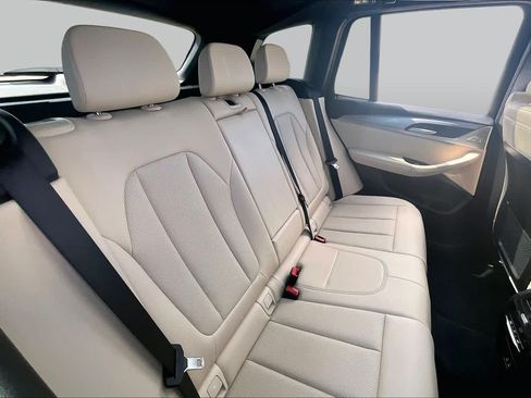 Used 2024 BMW X3 sDrive30i w/ Convenience Package RWD image 18