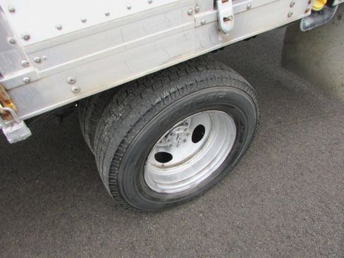 Used 2012 Ford E-450 and Econoline 450 Super Duty w/ PWR Locks & Windows Group image 54