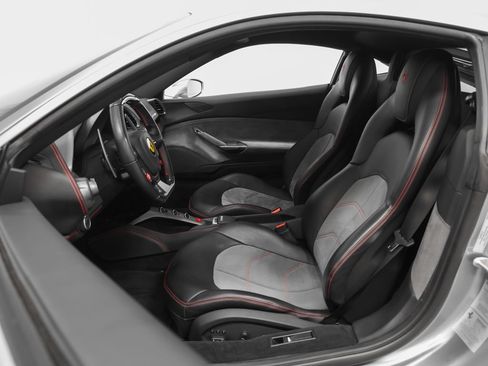 Certified 2018 Ferrari 488 GTB RWD image 67