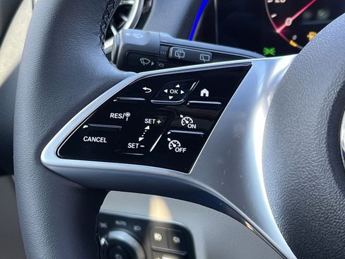 New 2026 Mercedes-Benz GLB 250 4MATIC image 30