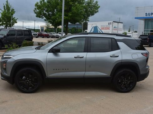 New 2026 Chevrolet Equinox LT w/ Midnight Edition image 9