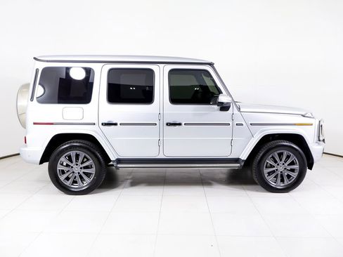 Used 2025 Mercedes-Benz G 550 image 30