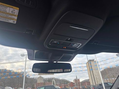 Used 2023 Ford F150 Lightning Lariat image 21