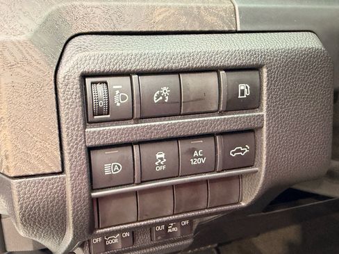 Used 2026 Toyota Tacoma Limited AWD/4WD image 14