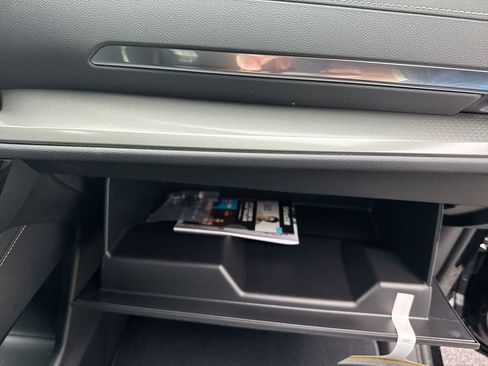 New 2026 Chevrolet Traverse LT image 36