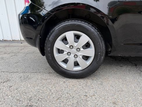 Used 2009 Hyundai Accent GS w/ Popular Equipment Pkg 2 FWD image 12