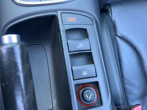 Used 2012 Audi R8 V10 image 14