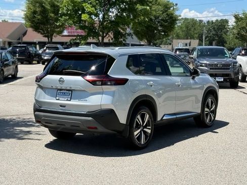 Certified 2021 Nissan Rogue SL w/ Premium Package AWD/4WD image 5