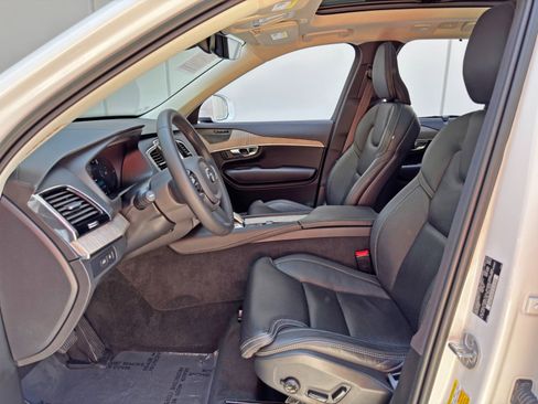Used 2023 Volvo XC90 T8 Ultimate w/ Protection Package Premier image 17