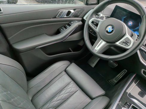 Used 2025 BMW X5 xDrive40i image 36