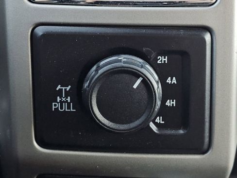 Used 2020 Ford F150 Lariat w/ Equipment Group 502A Luxury AWD/4WD image 9