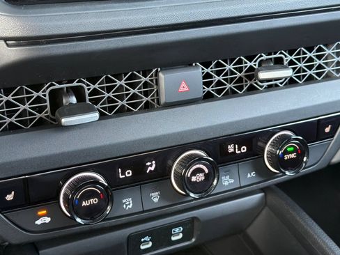 Used 2025 Honda Accord SE image 19