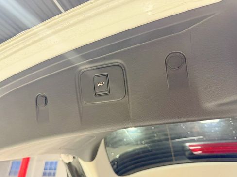 Used 2021 Nissan Murano Platinum w/ Cargo Package image 37