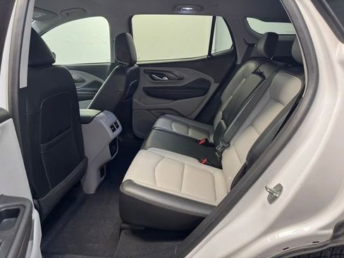 Used 2019 GMC Terrain SLT w/ Preferred Package FWD image 32