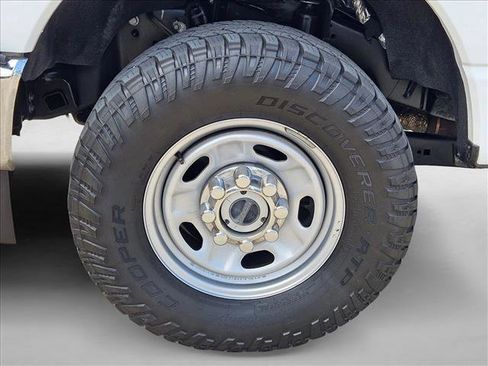 Certified 2023 Ford F250 XL w/ FX4 Off-Road Package AWD/4WD image 23
