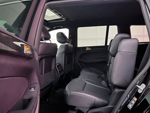 Used 2018 Mercedes-Benz GLS 450 4MATIC w/ Premium Package image 22