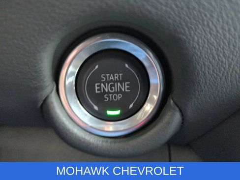 Certified 2025 Chevrolet Tahoe Premier AWD/4WD image 18