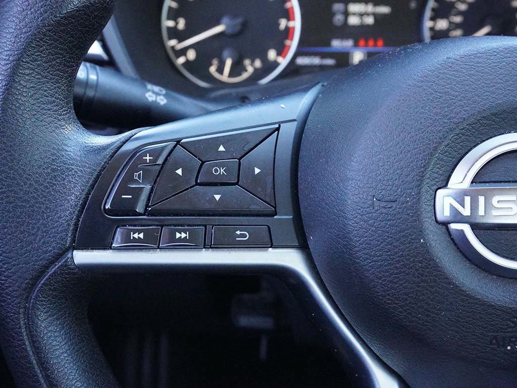 Used 2024 Nissan Altima 2.5 SV AWD/4WD image 39