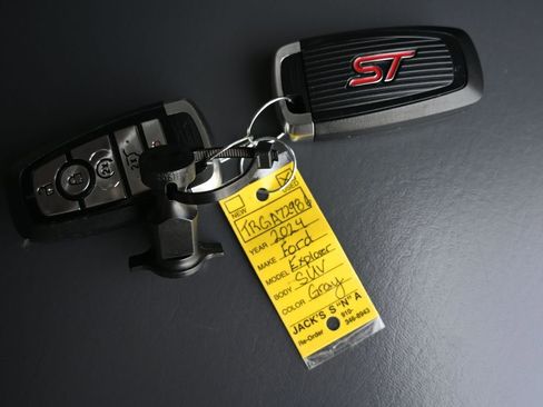 Used 2024 Ford Explorer ST w/ Equipment Group 401A image 22