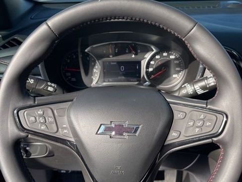 Used 2022 Chevrolet Equinox RS w/ LPO, Floor Liner Package image 21