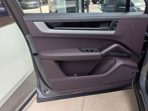 New 2026 Porsche Cayenne AWD/4WD image 13