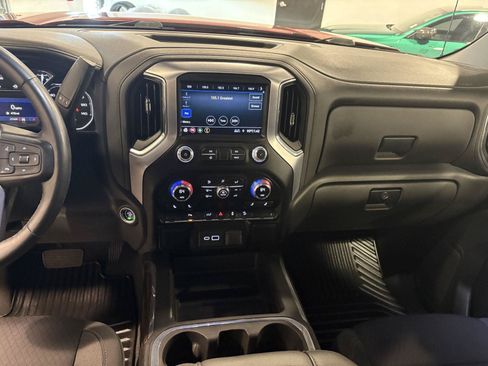 Used 2022 GMC Sierra 1500 Elevation w/ Driver Alert Package I AWD/4WD image 18